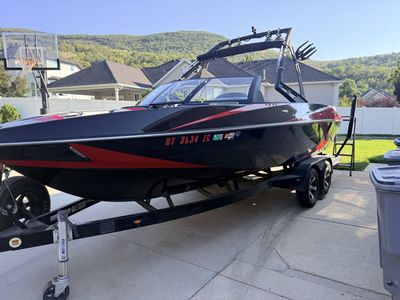2014 Axis T22