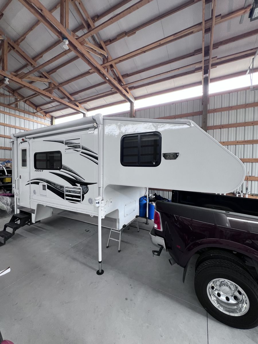 2015 Host Mammoth 11.6