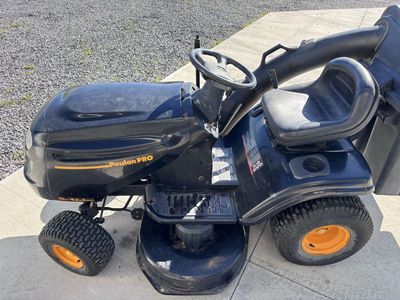 Poulan Pro 42" Riding Lawnmower