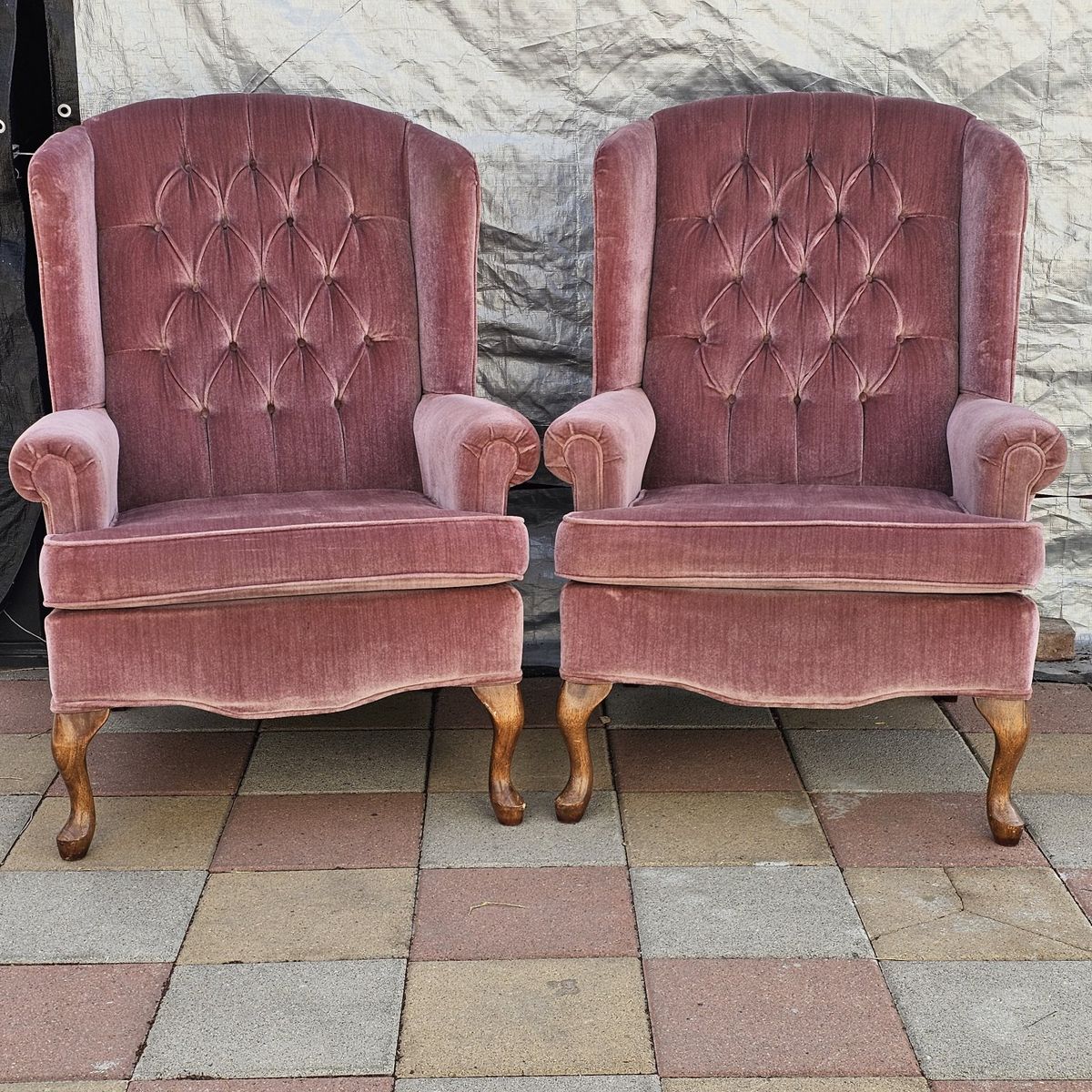 Vintage Queen Anne Chair