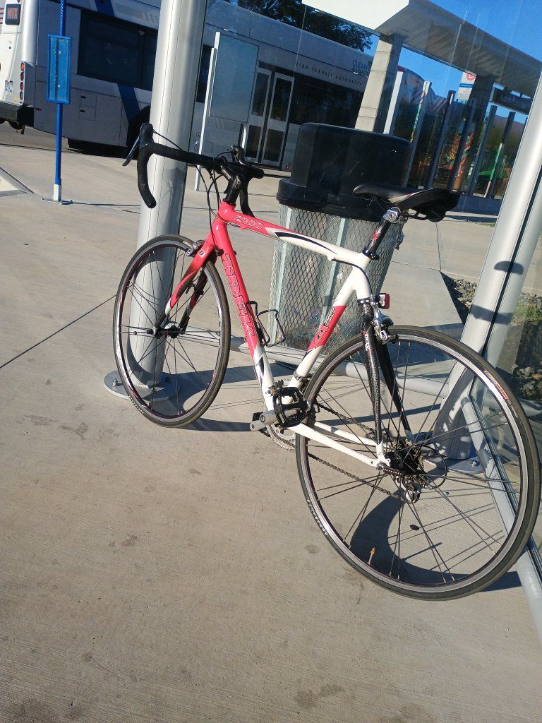 Trek 2100 ZR9000