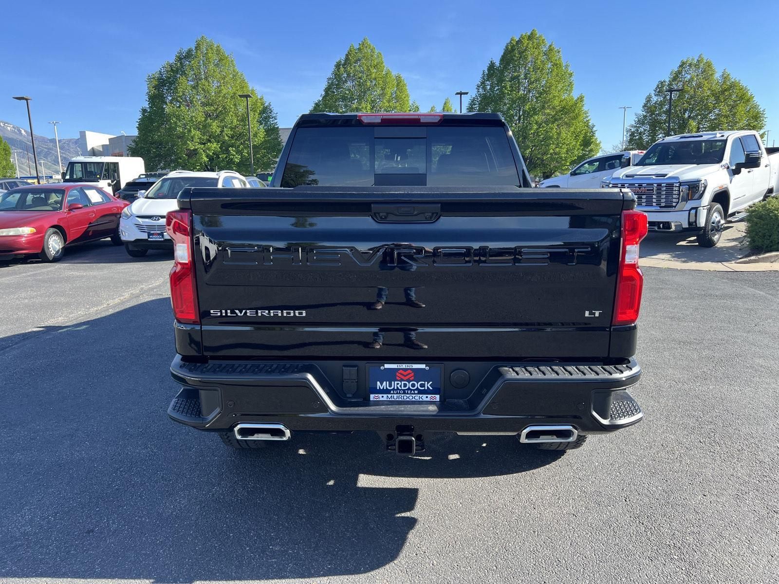 Main image 4