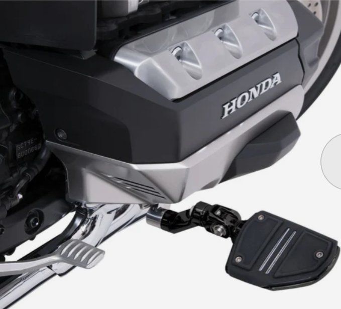 2018+ Goldwing Adjustable highway pegs
