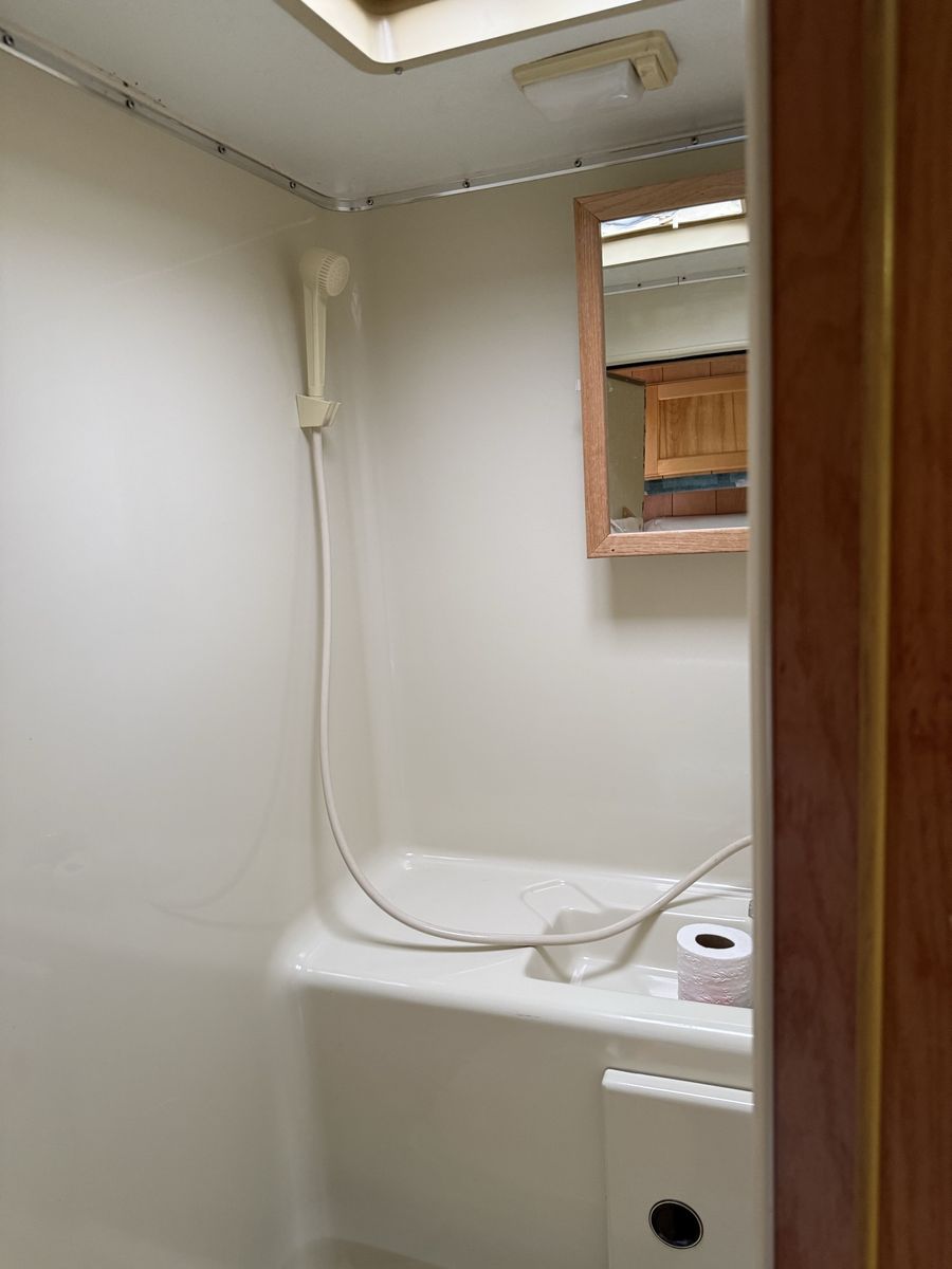 Main image 7
