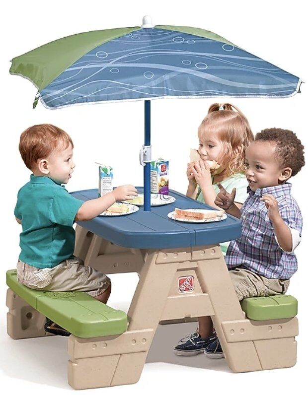 Step2 Sit and Play Junior Picnic Table & Umbrella