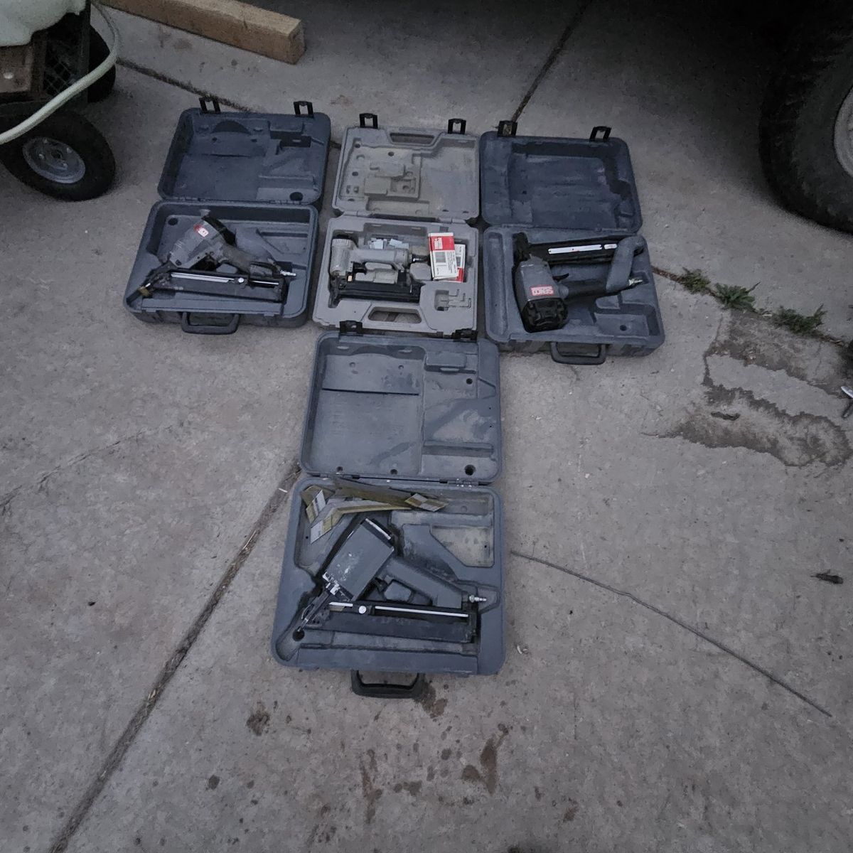 Senco Pneumatic Finish Nailer and Brad Nailer Porter cable