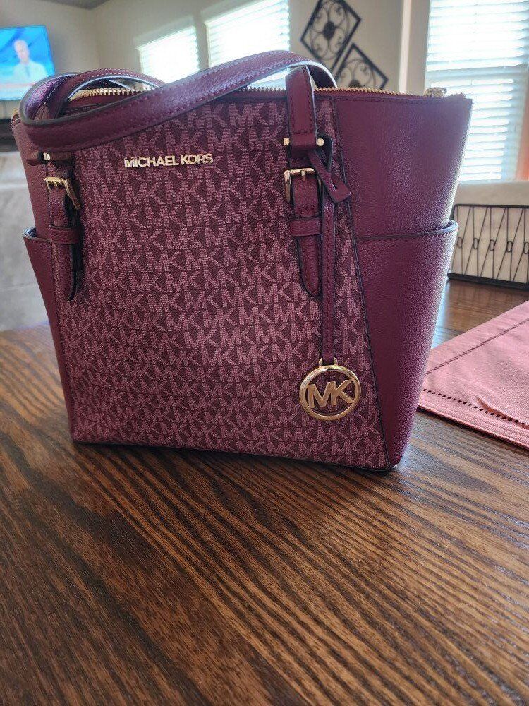Michael Kors purse