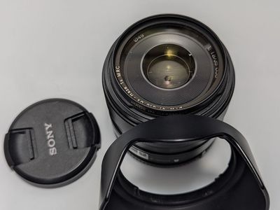 Sony 35mm 1.8 image stabilized lens for Sony mirrorless cameras.