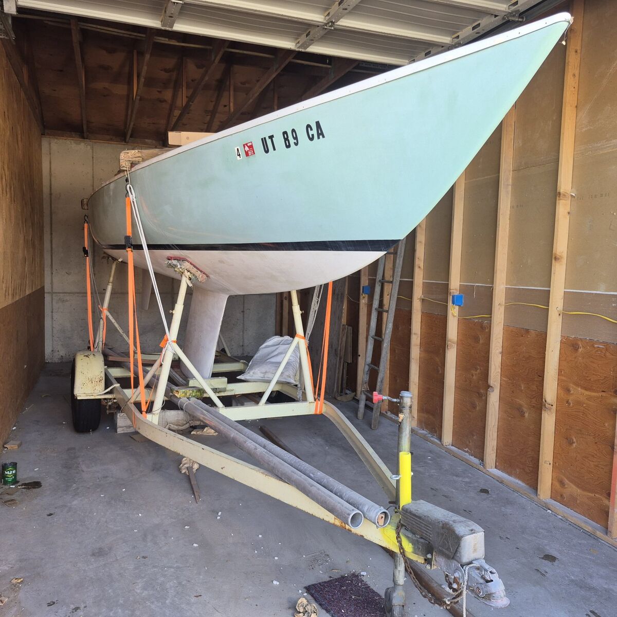 1968 26ft Soiling Sailboat with trailer