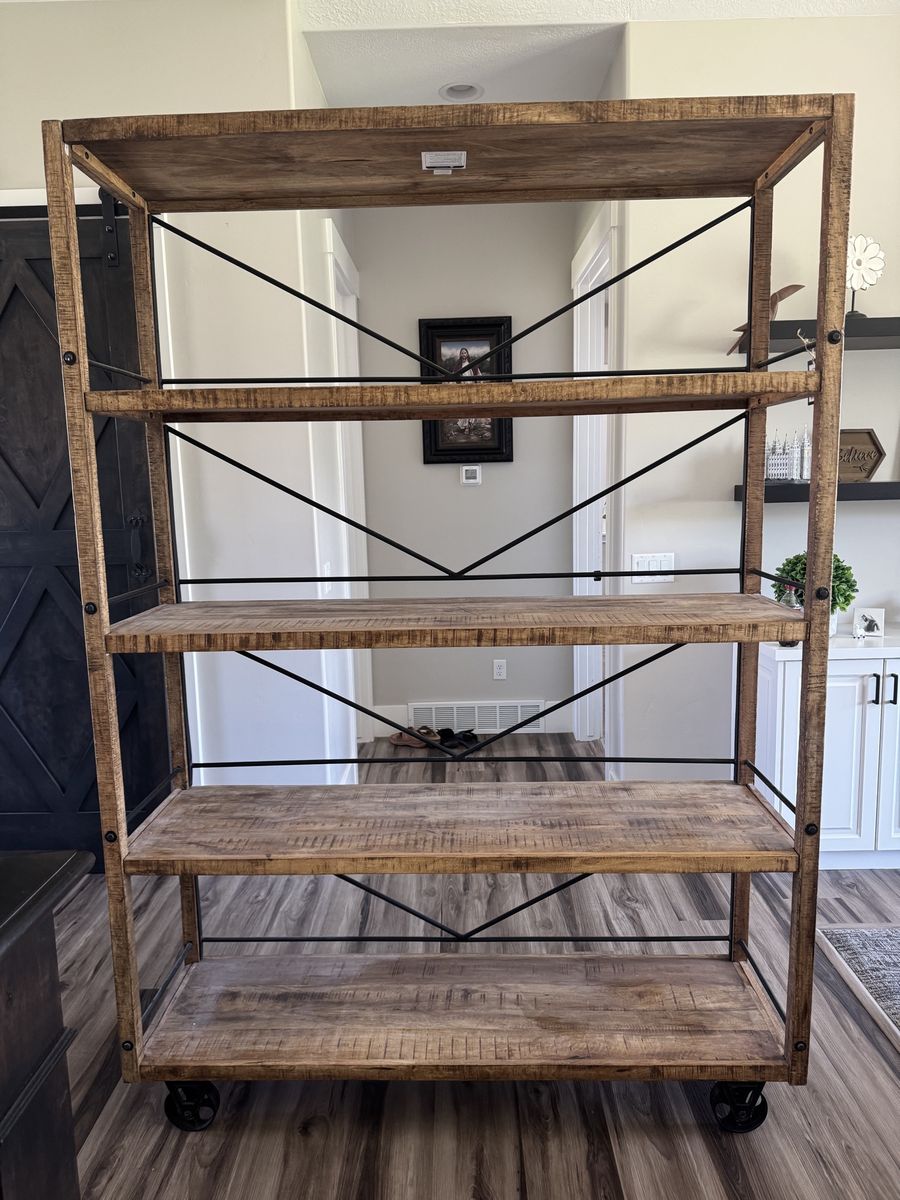Farmhouse shelves
