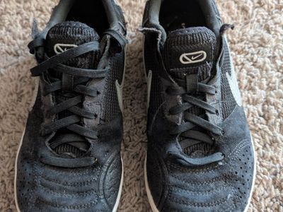 Nike Streetgato Youth Shoes Size 3.5Y Black Silver