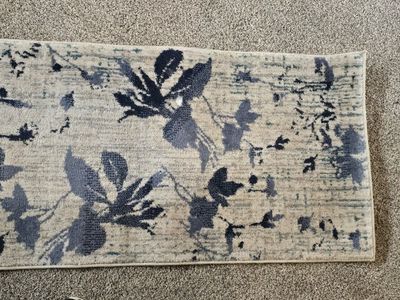 beautiful Calvin Klein runner