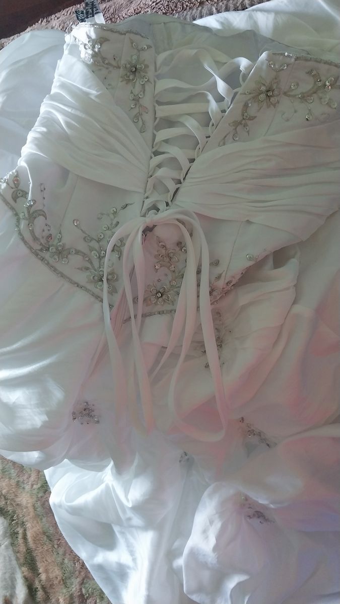 Main image 4