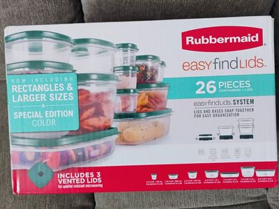Rubbermaid Easy Find Lids 26-Piece Food Storage Container Set - Special Edition Green