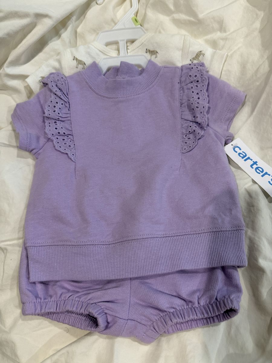 Baby girl outfit size 3Months