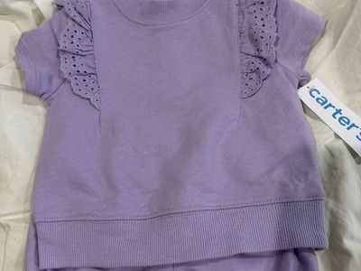Baby girl outfit size 3Months