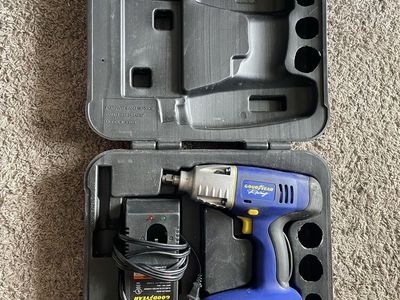 Goodyear Racing 24V Cordless Impact Wrench & Charger Kit w/ Hard Case