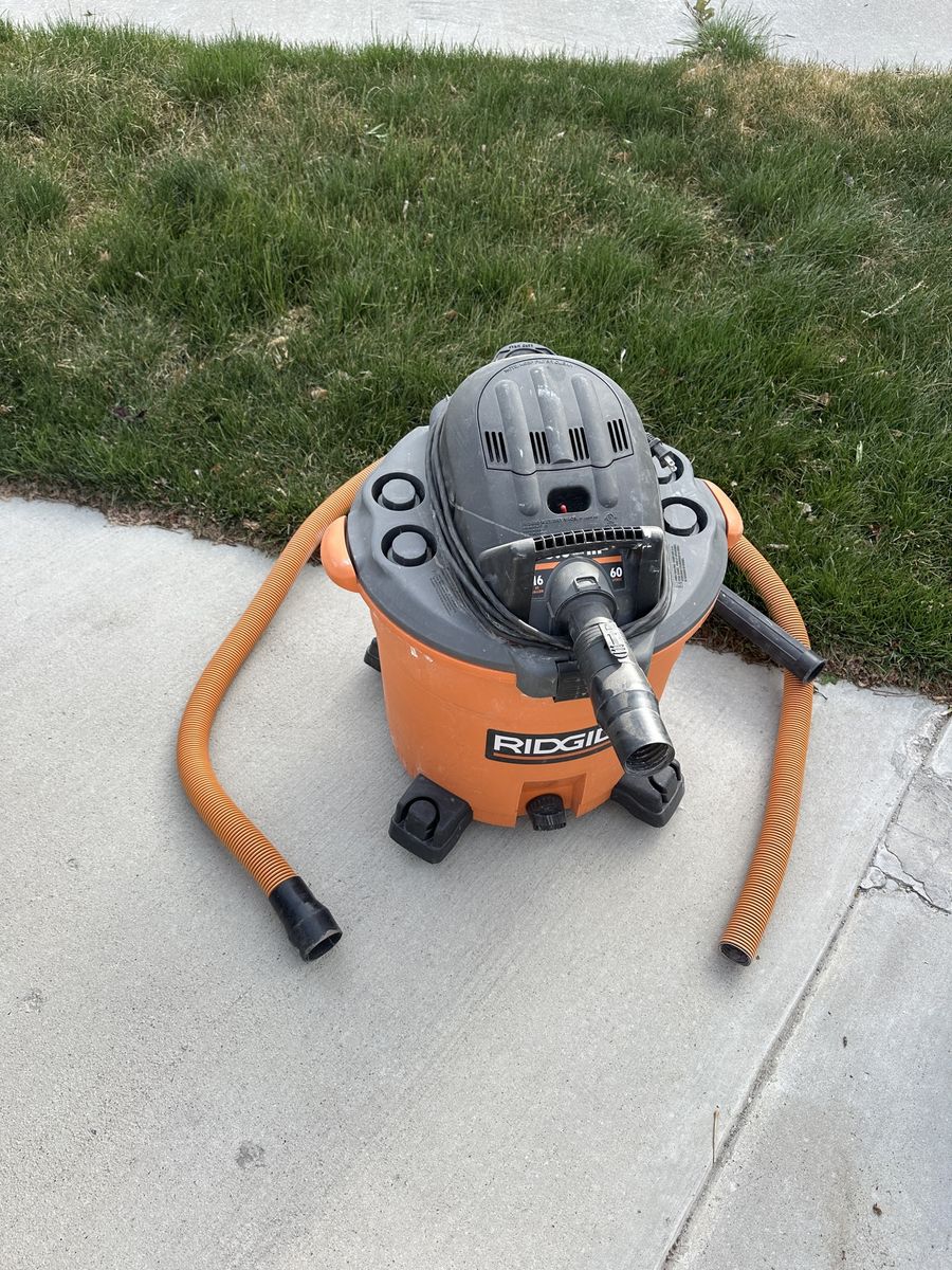 Ridgid 16 Gallon 5.0 HP Shop Vac Wet/Dry Vacuum