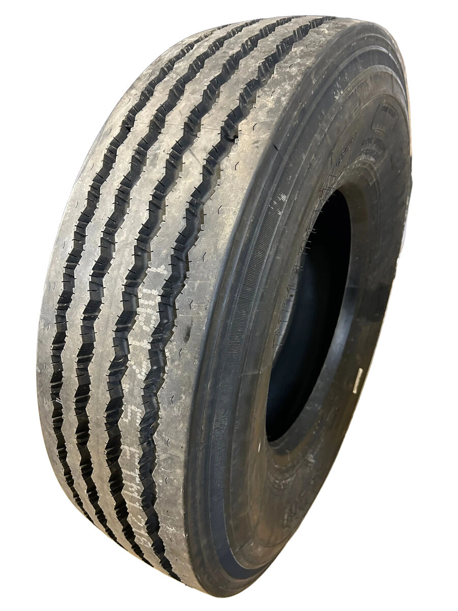 DYNATRAC RA200 BSW  10 17.5 143/141L 18PLY COMMERCIAL TIRE 96042