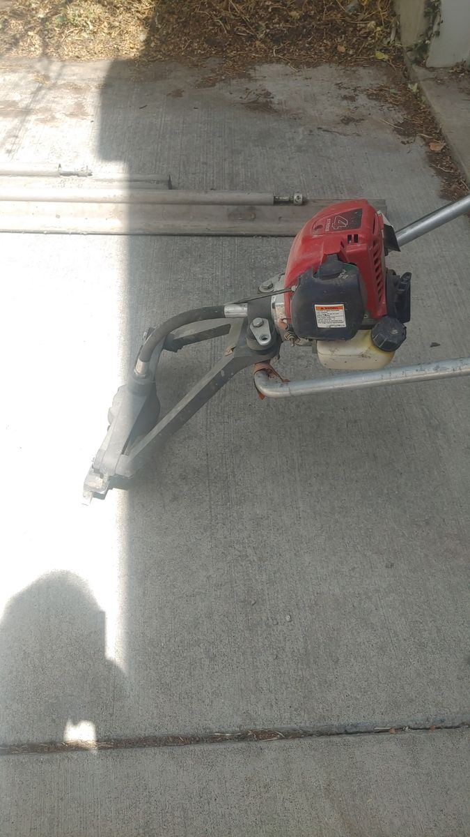 CONCRETE VIBRA STRIKE & 6' BLADE AND 12' BLADE