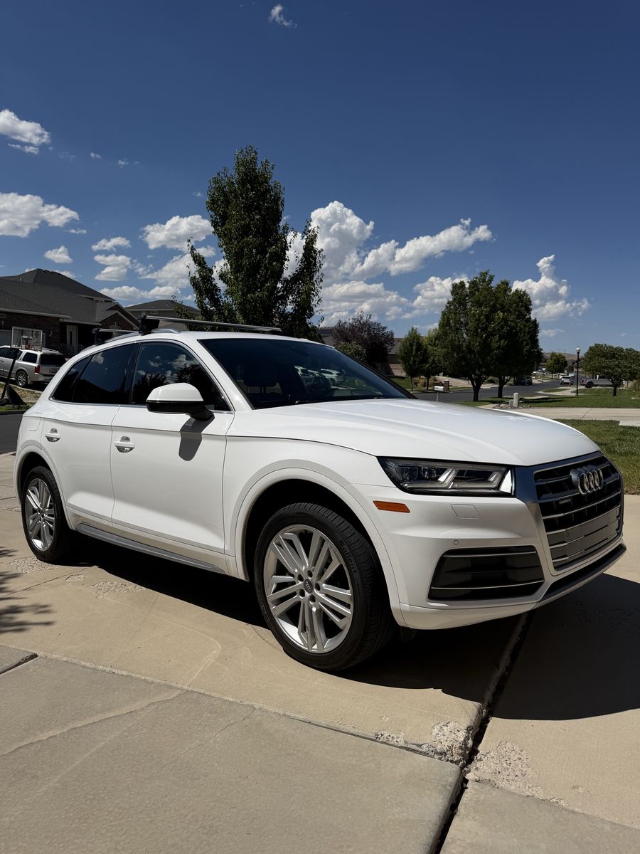 2018 Audi Q5 2.0T quattro Premium Plus