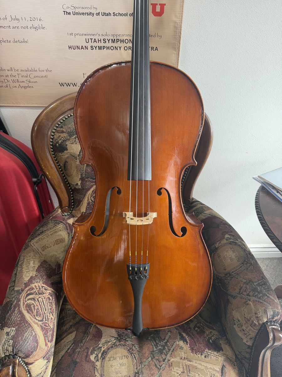 High qulitay cello under $2000 4/4