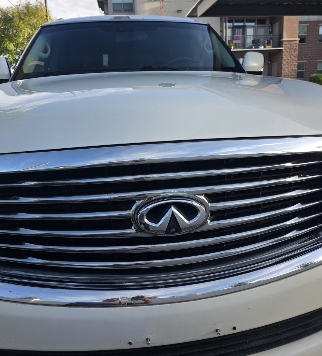 2011 INFINITI QX56 Base