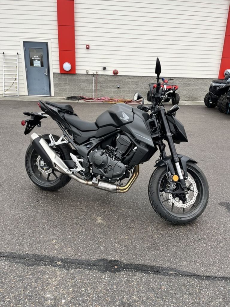 2025 Honda® CB750 Hornet