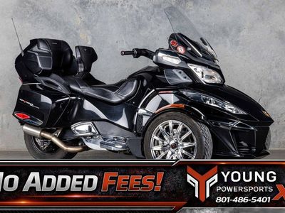 2016 Can-Am® Spyder® RT-S Special Series 6-Speed Semi-Automatic (SE6)