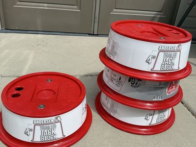 Anderson Trailer Jack block (4)
