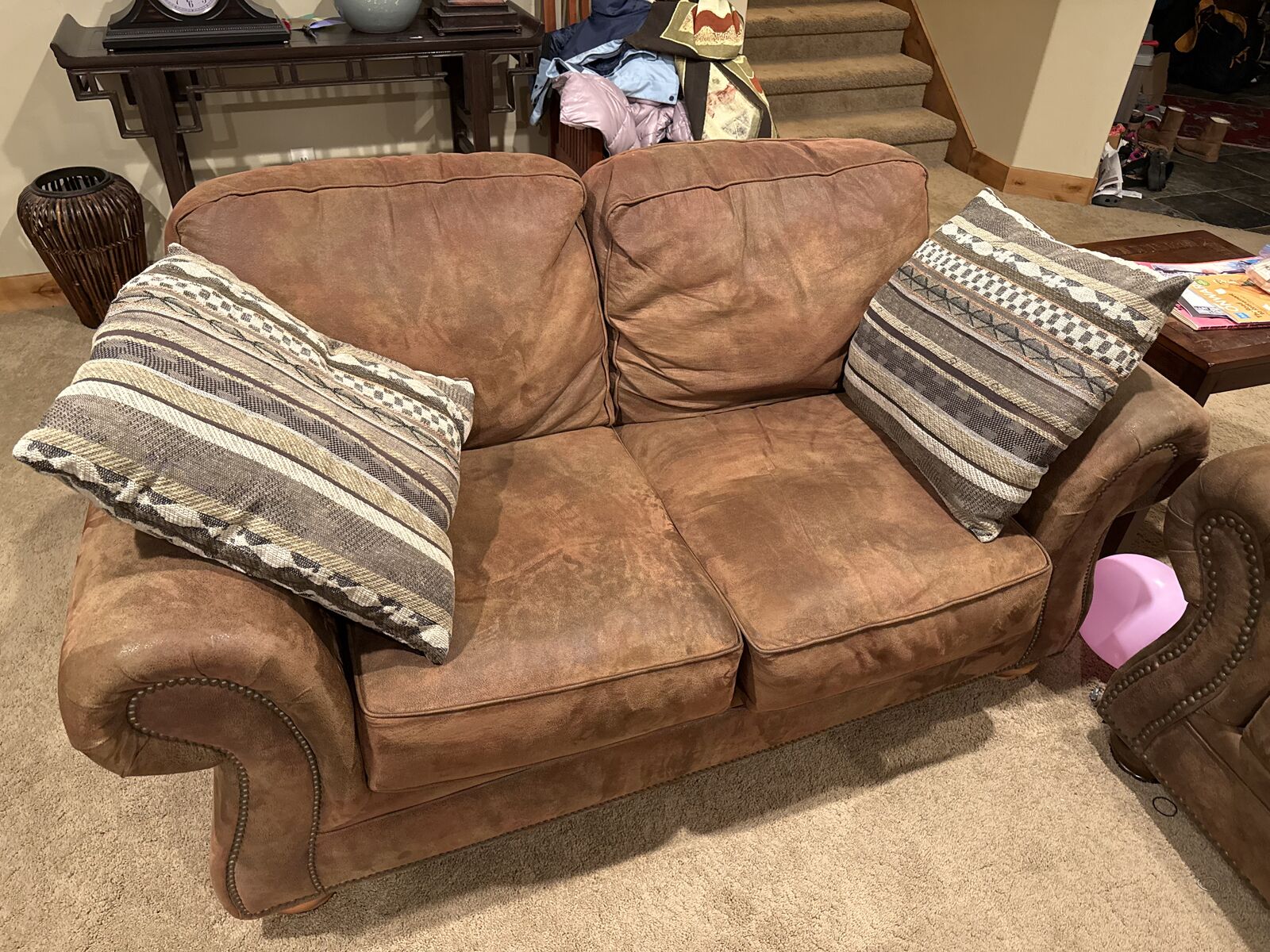 Matching sofa bed & loveseat