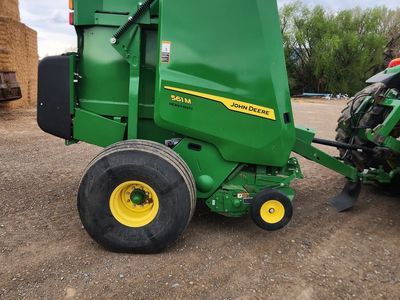 John Deere 561M 5x6 Round Baler