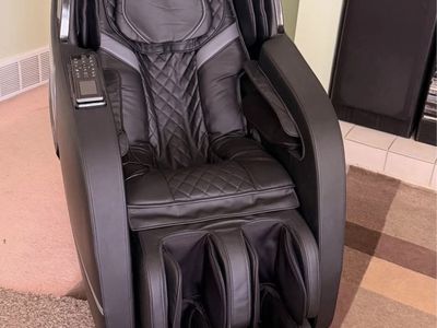 Core nine Massage Chair