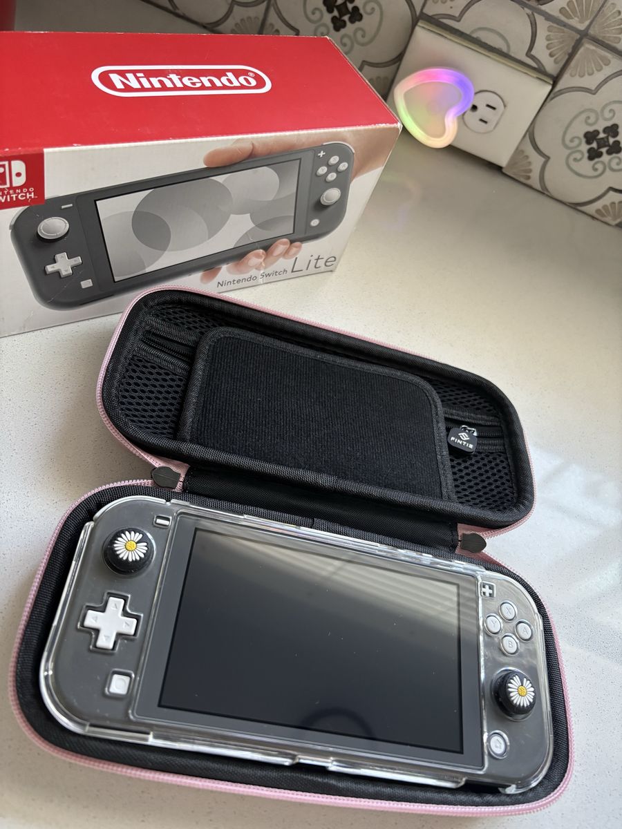 Nintendo Switch Lite