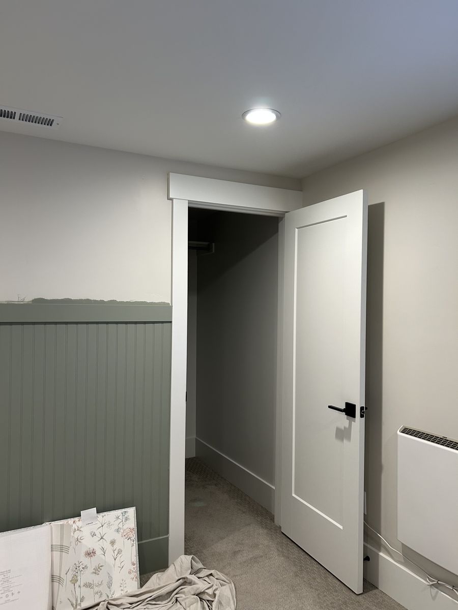 Main image 3
