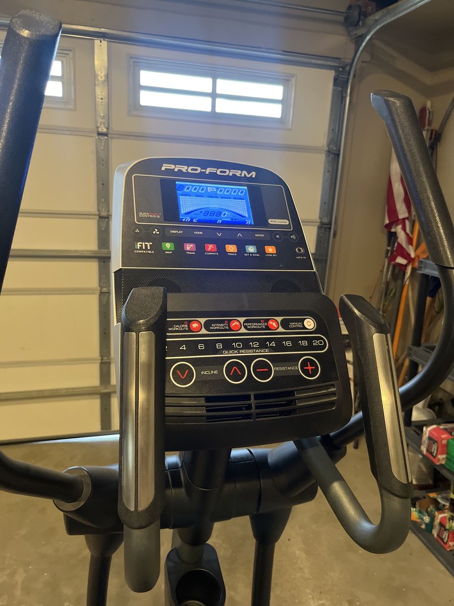 ProForm 9.0 ET Elliptical Trainer - Excellent Condition, Space-Saving Foldable Design