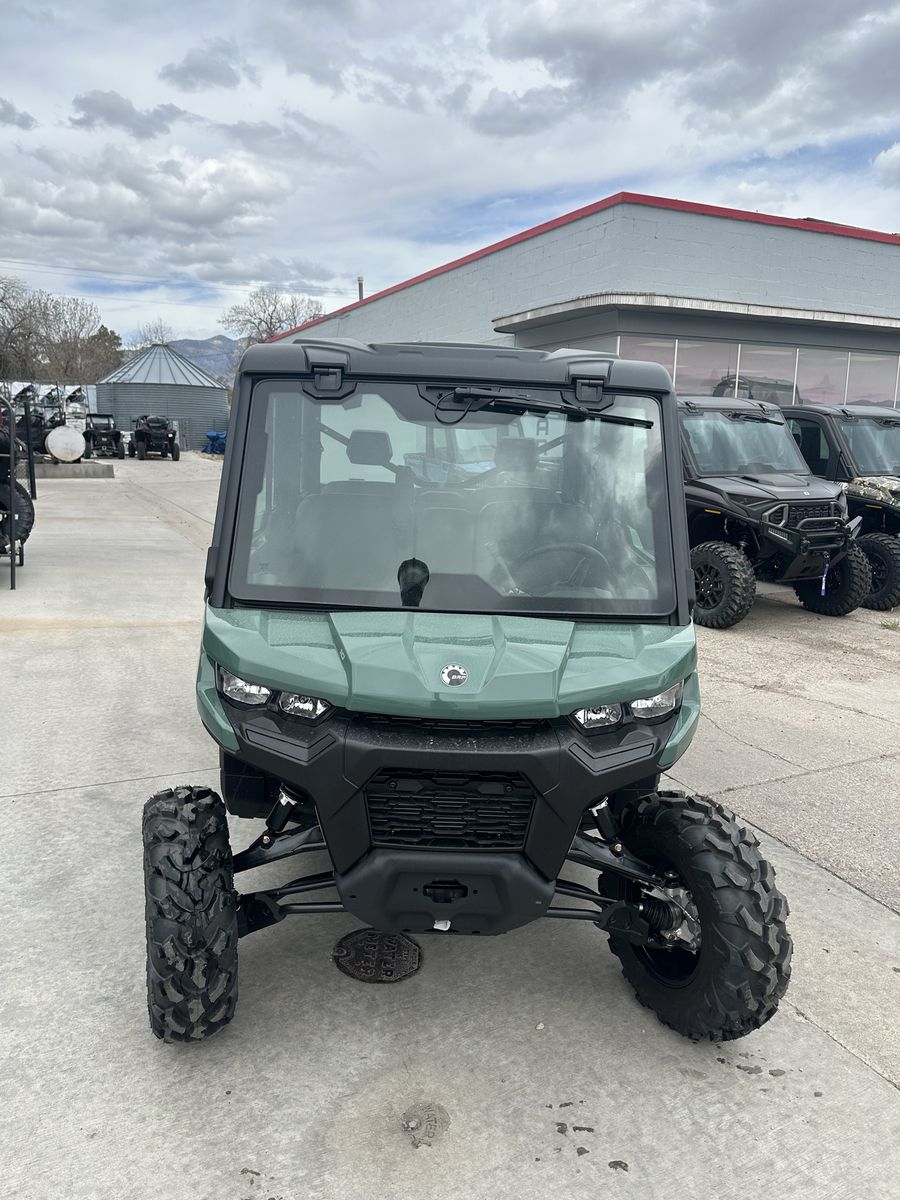 2026 Can-Am Defender HD10