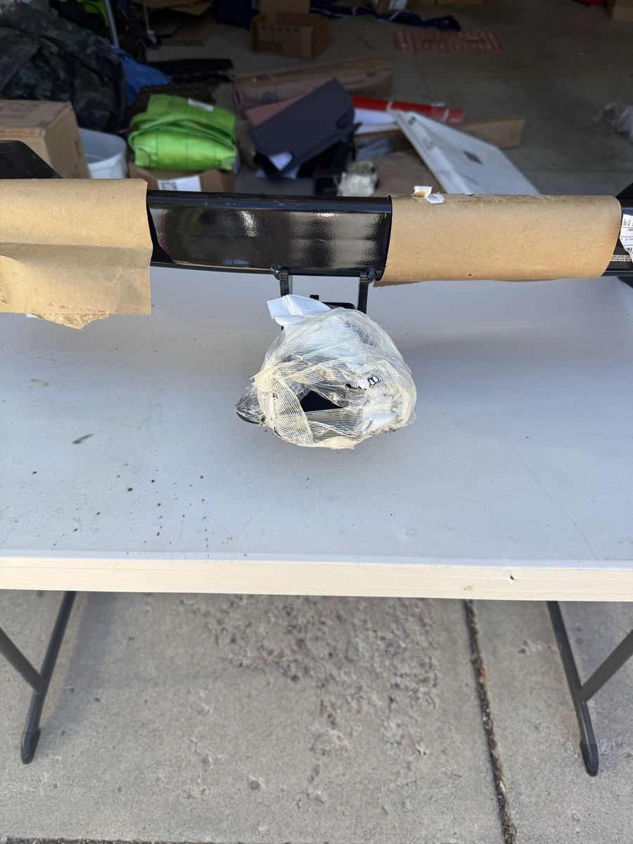 Main image 4