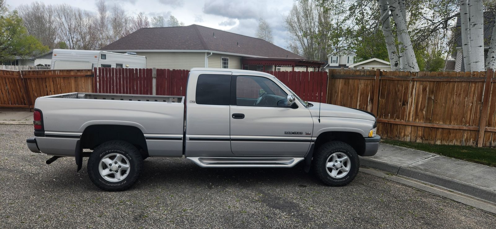 1997 DODGE RAM 1500 ST