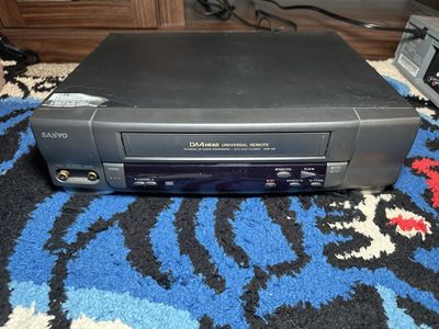 Sanyo VWM-360 4-Head VCR (For Parts / Fixer Upper)