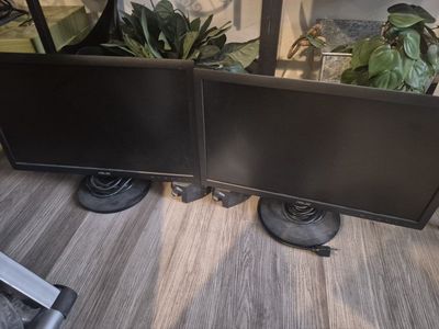 ASUS VS228T-P 21.5" LCD Monitor - DVI, VGA, Audio Out