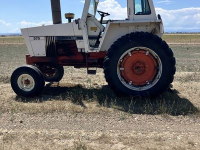Case 970 Agri King Tractor - Farm Equipment