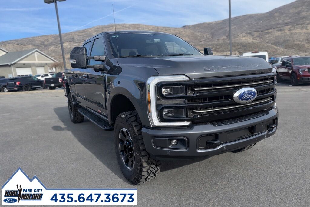 2026 Ford F-350 Super Duty Platinum