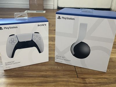 PlayStation Pulse 3D Wireless Headset and Dualsense Wireless Controller