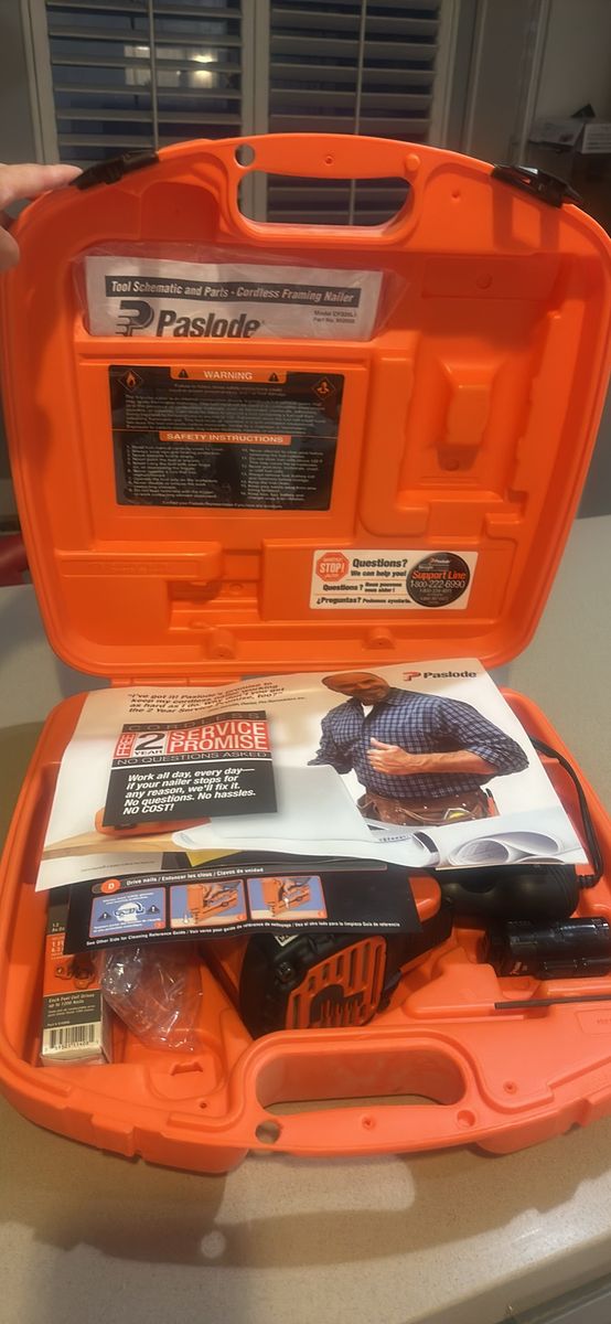 Brand new paslode Cordless Framing nailer Kit