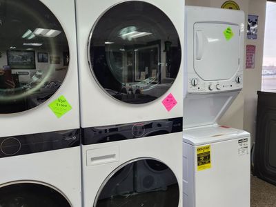 BRAND NEW! LG THINQ WASHER AND GAS DRYER WASHTOWER!