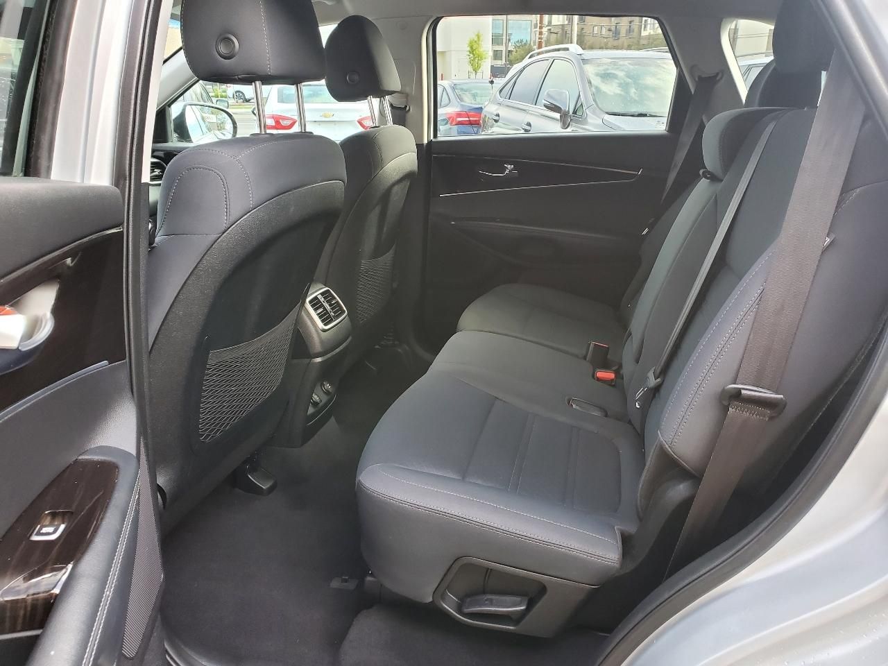 Main image 11