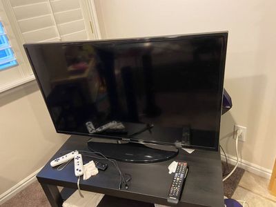 Samsung 43'' TV with a FREE Fire stick