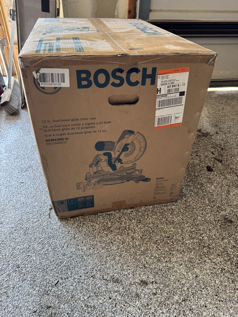 BOSCH GCM12SD 12-inch 15-Amp Dual Bevel Glide Compound Miter Saw NEW in Box