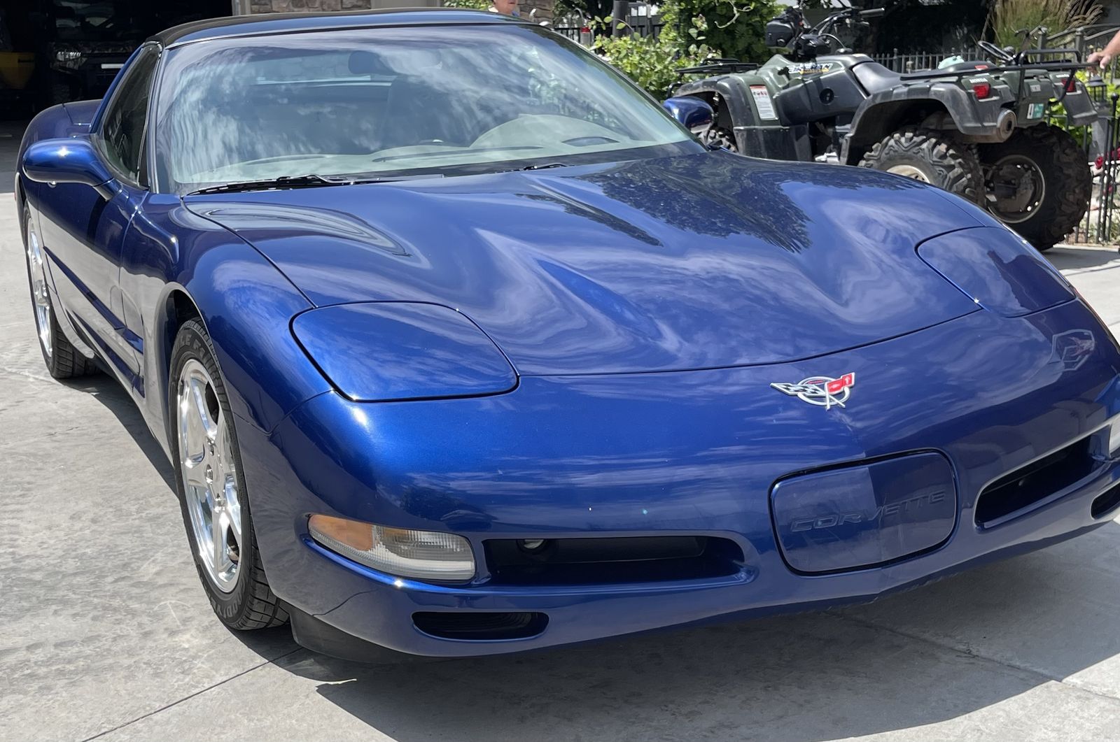 2004 Chevrolet Corvette Base